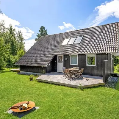 3 Bedroom Cozy Home In Højslev