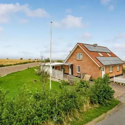 Gorgeous Home In Lemvig With Wifi