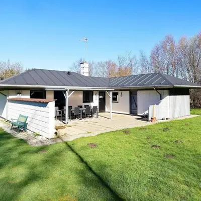 6 person holiday home in Vesløs-By Traum