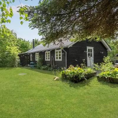 2 Bedroom Lovely Home In Højslev