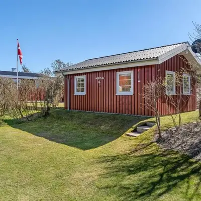 Holiday Home Amie - 800m from the sea by Interhome