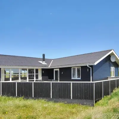 Holiday Home Ernbiorn - from the sea by Interhome