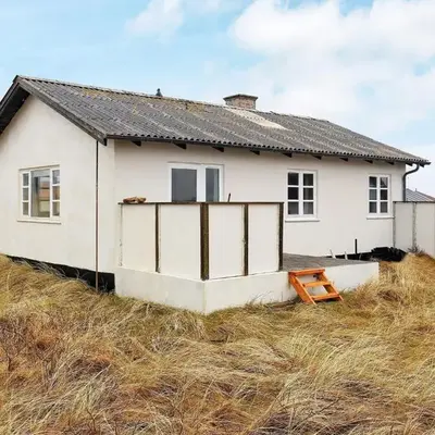 4 person holiday home in Frøstrup