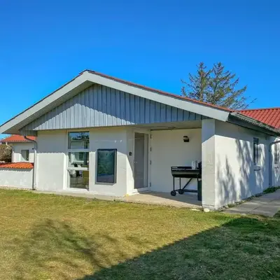 Holiday Home Justine - 600m from the sea by Interhome