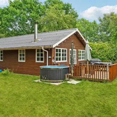 Amazing Home In Thyholm With Wifi