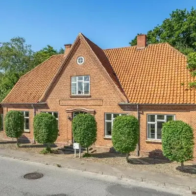 6 Bedroom Amazing Home In Roslev